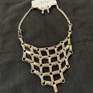 Gold link necklace and earrings set